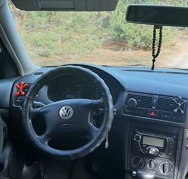 Черный Фольксваген Гольф, объемом двигателя 1.9 л и пробегом 314 тыс. км за 5000 $, фото 7 на Automoto.ua