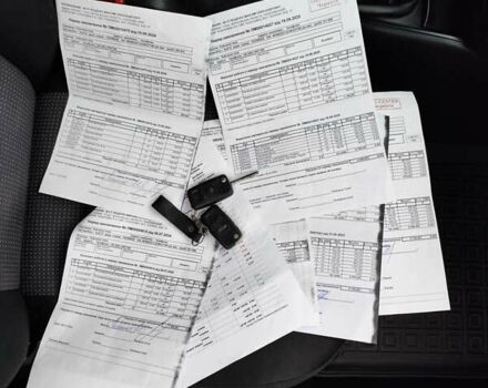 Черный Фольксваген Гольф, объемом двигателя 1.39 л и пробегом 212 тыс. км за 4700 $, фото 25 на Automoto.ua