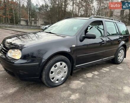 Черный Фольксваген Гольф, объемом двигателя 1.6 л и пробегом 241 тыс. км за 4200 $, фото 26 на Automoto.ua