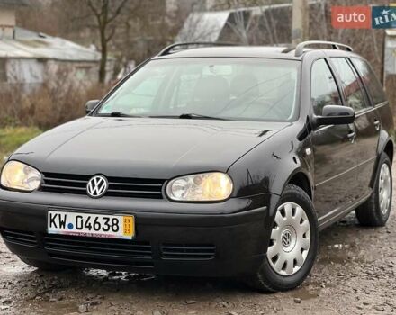 Черный Фольксваген Гольф, объемом двигателя 1.6 л и пробегом 136 тыс. км за 5700 $, фото 1 на Automoto.ua
