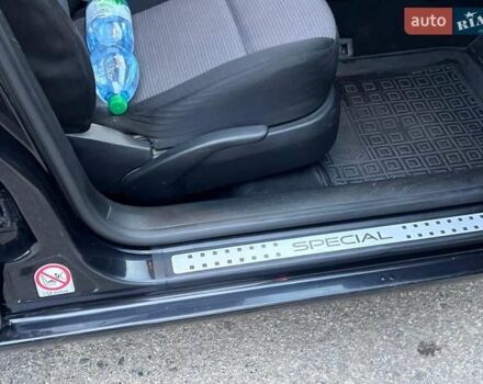 Черный Фольксваген Гольф, объемом двигателя 1.6 л и пробегом 272 тыс. км за 4500 $, фото 34 на Automoto.ua