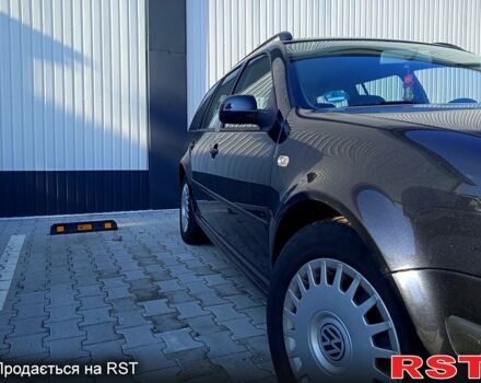 Черный Фольксваген Гольф, объемом двигателя 1.6 л и пробегом 200 тыс. км за 4800 $, фото 2 на Automoto.ua