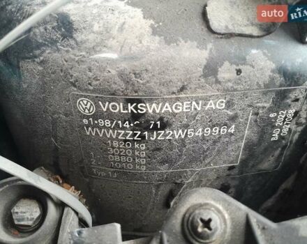 Черный Фольксваген Гольф, объемом двигателя 1.6 л и пробегом 185 тыс. км за 2900 $, фото 17 на Automoto.ua