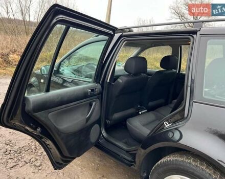 Черный Фольксваген Гольф, объемом двигателя 1.6 л и пробегом 136 тыс. км за 5700 $, фото 28 на Automoto.ua