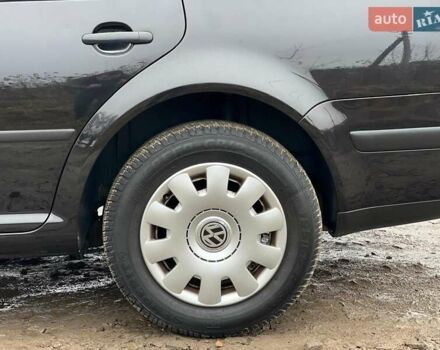 Черный Фольксваген Гольф, объемом двигателя 1.6 л и пробегом 136 тыс. км за 5700 $, фото 55 на Automoto.ua