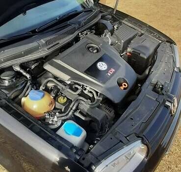 Черный Фольксваген Гольф, объемом двигателя 1.9 л и пробегом 314 тыс. км за 5000 $, фото 15 на Automoto.ua