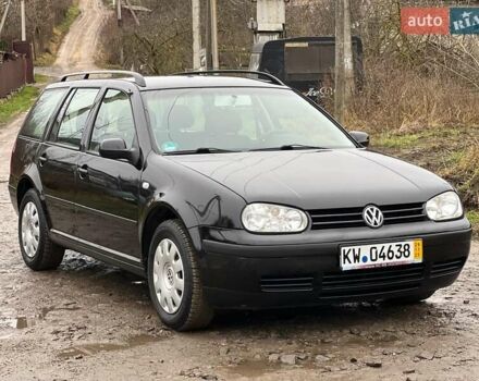 Черный Фольксваген Гольф, объемом двигателя 1.6 л и пробегом 136 тыс. км за 5700 $, фото 69 на Automoto.ua