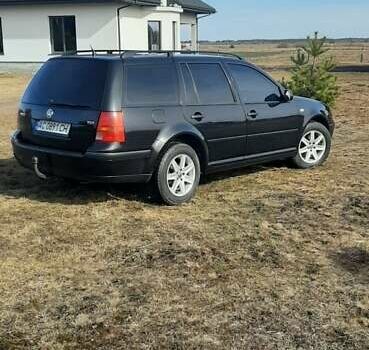 Черный Фольксваген Гольф, объемом двигателя 1.9 л и пробегом 314 тыс. км за 5000 $, фото 1 на Automoto.ua