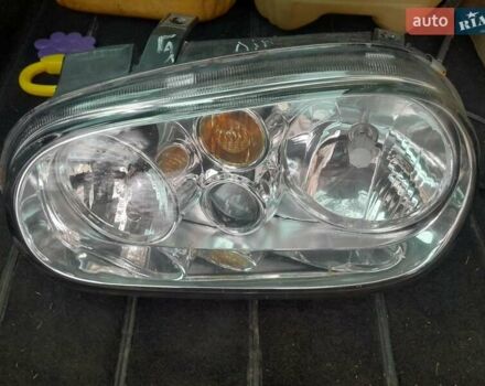 Черный Фольксваген Гольф, объемом двигателя 1.6 л и пробегом 185 тыс. км за 2900 $, фото 21 на Automoto.ua