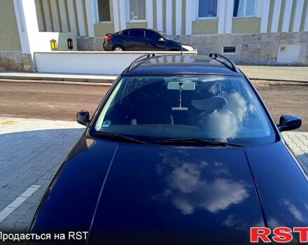 Черный Фольксваген Гольф, объемом двигателя 1.6 л и пробегом 200 тыс. км за 4800 $, фото 1 на Automoto.ua