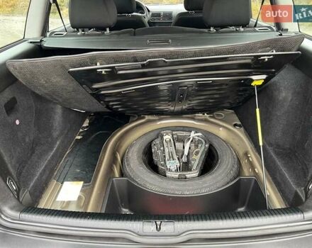 Черный Фольксваген Гольф, объемом двигателя 1.6 л и пробегом 136 тыс. км за 5700 $, фото 47 на Automoto.ua