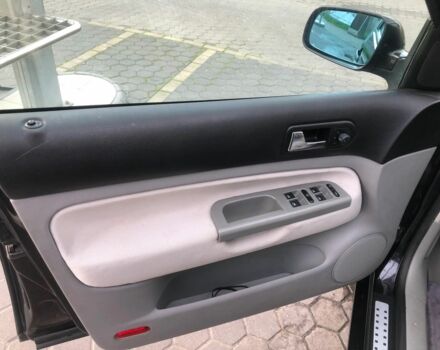 Чорний Фольксваген Гольф, об'ємом двигуна 1.6 л та пробігом 340 тис. км за 4200 $, фото 12 на Automoto.ua