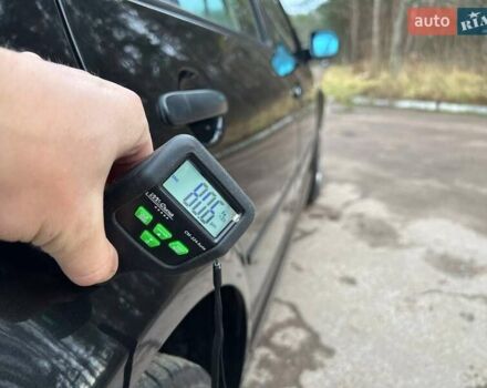 Черный Фольксваген Гольф, объемом двигателя 1.6 л и пробегом 241 тыс. км за 4200 $, фото 40 на Automoto.ua