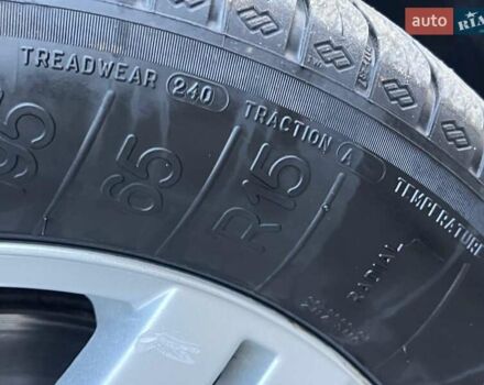 Черный Фольксваген Гольф, объемом двигателя 1.6 л и пробегом 272 тыс. км за 4500 $, фото 6 на Automoto.ua