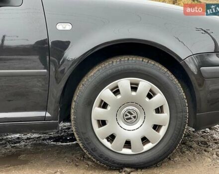 Черный Фольксваген Гольф, объемом двигателя 1.6 л и пробегом 136 тыс. км за 5700 $, фото 59 на Automoto.ua