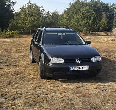 Черный Фольксваген Гольф, объемом двигателя 1.9 л и пробегом 314 тыс. км за 5000 $, фото 3 на Automoto.ua