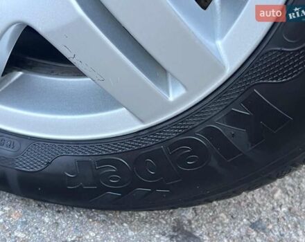 Черный Фольксваген Гольф, объемом двигателя 1.6 л и пробегом 272 тыс. км за 4500 $, фото 7 на Automoto.ua