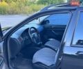 Черный Фольксваген Гольф, объемом двигателя 1.6 л и пробегом 281 тыс. км за 4500 $, фото 11 на Automoto.ua
