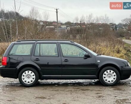 Черный Фольксваген Гольф, объемом двигателя 1.6 л и пробегом 136 тыс. км за 5700 $, фото 67 на Automoto.ua