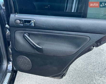 Чорний Фольксваген Гольф, об'ємом двигуна 1.6 л та пробігом 223 тис. км за 4700 $, фото 41 на Automoto.ua