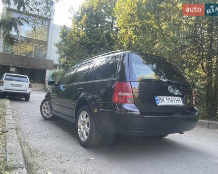 Черный Фольксваген Гольф, объемом двигателя 1.6 л и пробегом 312 тыс. км за 4300 $, фото 1 на Automoto.ua