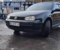Черный Фольксваген Гольф, объемом двигателя 1.6 л и пробегом 305 тыс. км за 3699 $, фото 1 на Automoto.ua