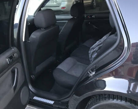 Черный Фольксваген Гольф, объемом двигателя 1.39 л и пробегом 250 тыс. км за 4250 $, фото 26 на Automoto.ua