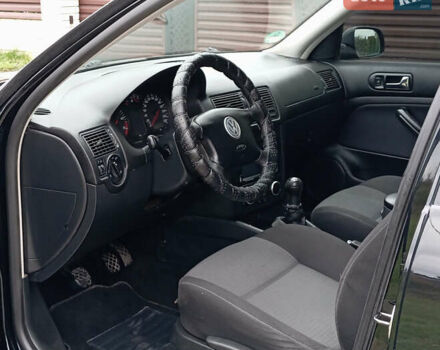 Фольксваген Гольф 2003 у Бучаче на Automoto.ua Чорний Фольксваген Гольф, об'ємом двигуна 1.6 л та пробігом 300 тис. км за 4250 $, фото 36 на Automoto.ua