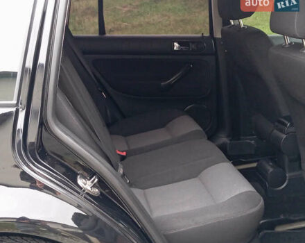 Фольксваген Гольф 2003 у Бучаче на Automoto.ua Чорний Фольксваген Гольф, об'ємом двигуна 1.6 л та пробігом 300 тис. км за 4250 $, фото 31 на Automoto.ua