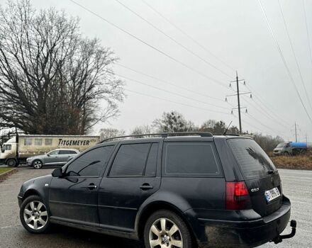 Черный Фольксваген Гольф, объемом двигателя 1.6 л и пробегом 270 тыс. км за 4800 $, фото 5 на Automoto.ua