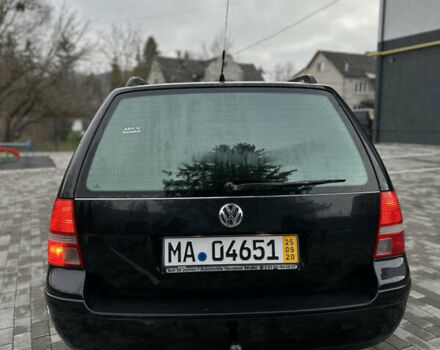 Черный Фольксваген Гольф, объемом двигателя 1.6 л и пробегом 282 тыс. км за 3950 $, фото 4 на Automoto.ua