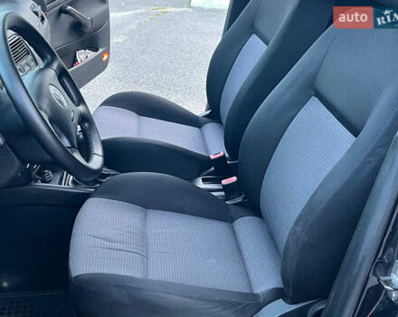 Чорний Фольксваген Гольф, об'ємом двигуна 1.6 л та пробігом 223 тис. км за 4700 $, фото 27 на Automoto.ua