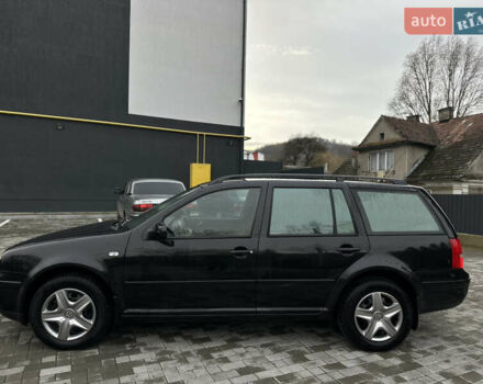 Черный Фольксваген Гольф, объемом двигателя 1.6 л и пробегом 282 тыс. км за 3950 $, фото 2 на Automoto.ua