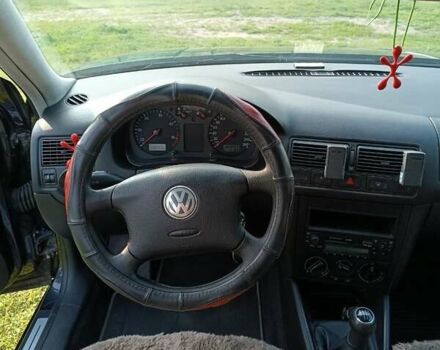 Черный Фольксваген Гольф, объемом двигателя 1.9 л и пробегом 299 тыс. км за 4700 $, фото 13 на Automoto.ua