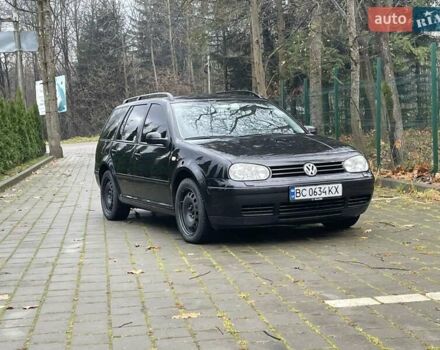 Черный Фольксваген Гольф, объемом двигателя 1.6 л и пробегом 270 тыс. км за 3900 $, фото 4 на Automoto.ua