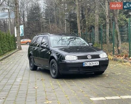 Черный Фольксваген Гольф, объемом двигателя 1.6 л и пробегом 270 тыс. км за 3900 $, фото 1 на Automoto.ua