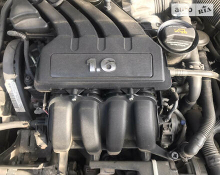 Черный Фольксваген Гольф, объемом двигателя 1.6 л и пробегом 263 тыс. км за 5999 $, фото 9 на Automoto.ua