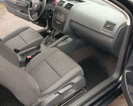 Черный Фольксваген Гольф, объемом двигателя 1.4 л и пробегом 228 тыс. км за 4100 $, фото 4 на Automoto.ua