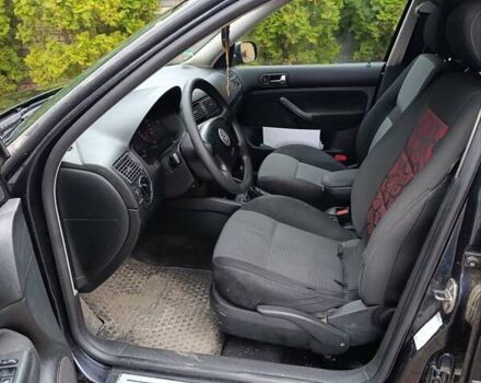 Черный Фольксваген Гольф, объемом двигателя 1.9 л и пробегом 327 тыс. км за 4200 $, фото 7 на Automoto.ua