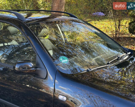 Фольксваген Гольф 2005 в Дрогобыче на Automoto.ua Черный Фольксваген Гольф, объемом двигателя 1.6 л и пробегом 246 тыс. км за 3999 $, фото 5 на Automoto.ua