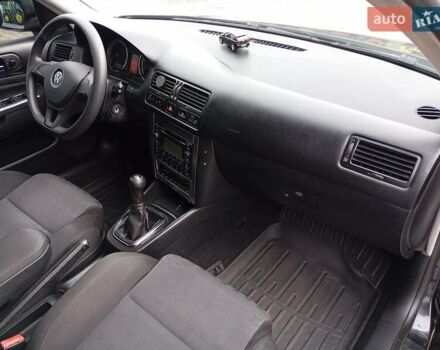 Черный Фольксваген Гольф, объемом двигателя 1.9 л и пробегом 314 тыс. км за 4850 $, фото 15 на Automoto.ua