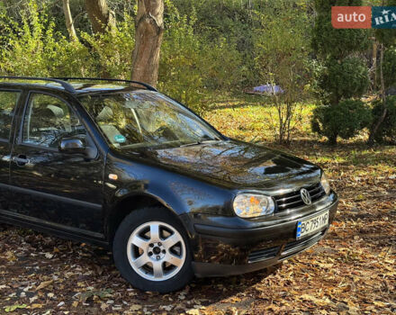 Фольксваген Гольф 2005 в Дрогобыче на Automoto.ua Черный Фольксваген Гольф, объемом двигателя 1.6 л и пробегом 246 тыс. км за 3999 $, фото 1 на Automoto.ua