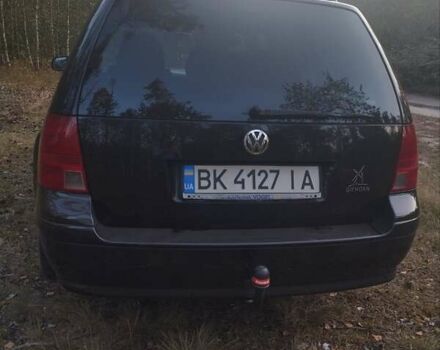 Черный Фольксваген Гольф, объемом двигателя 1.6 л и пробегом 240 тыс. км за 4999 $, фото 4 на Automoto.ua