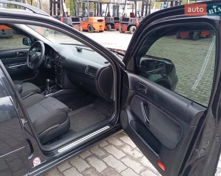 Черный Фольксваген Гольф, объемом двигателя 1.9 л и пробегом 314 тыс. км за 4850 $, фото 13 на Automoto.ua