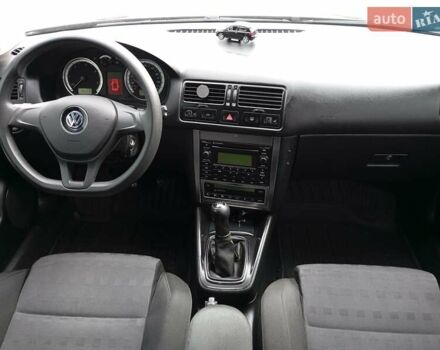Черный Фольксваген Гольф, объемом двигателя 1.9 л и пробегом 314 тыс. км за 4850 $, фото 19 на Automoto.ua