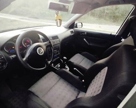Черный Фольксваген Гольф, объемом двигателя 1.6 л и пробегом 240 тыс. км за 4999 $, фото 9 на Automoto.ua