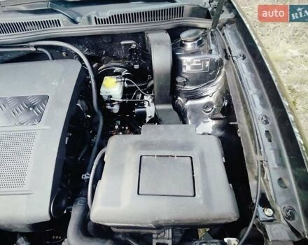 Черный Фольксваген Гольф, объемом двигателя 1.6 л и пробегом 240 тыс. км за 4999 $, фото 12 на Automoto.ua