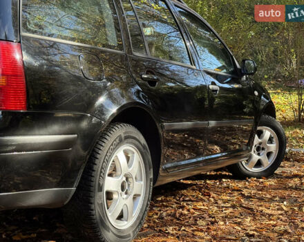 Фольксваген Гольф 2005 в Дрогобыче на Automoto.ua Черный Фольксваген Гольф, объемом двигателя 1.6 л и пробегом 246 тыс. км за 3999 $, фото 21 на Automoto.ua