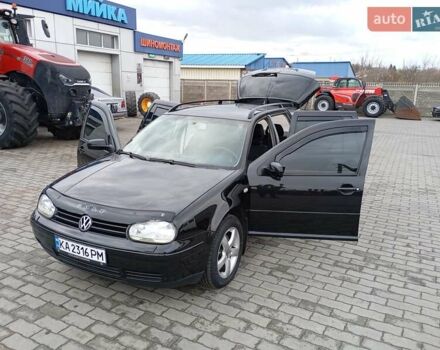 Черный Фольксваген Гольф, объемом двигателя 1.9 л и пробегом 314 тыс. км за 4850 $, фото 29 на Automoto.ua