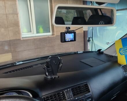 Черный Фольксваген Гольф, объемом двигателя 1.6 л и пробегом 255 тыс. км за 4800 $, фото 5 на Automoto.ua